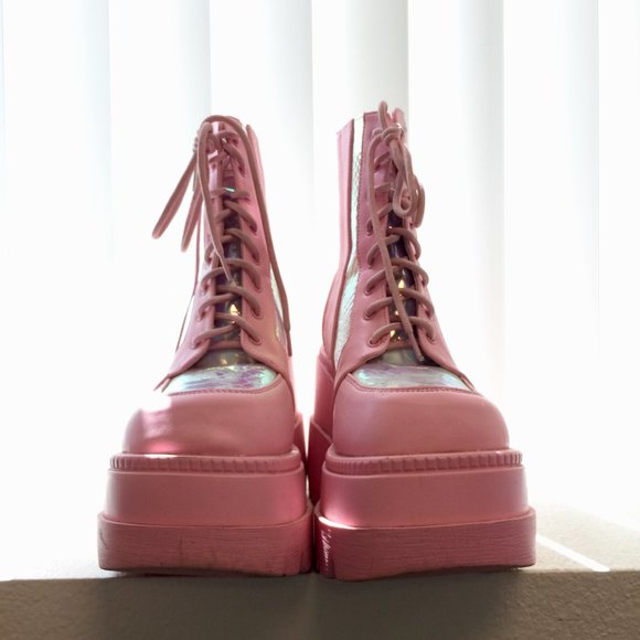 PRE LOVED Cape Robbin -Pink Poison Platforms Boots PNK/6- SH231 - Picture 2 of 7